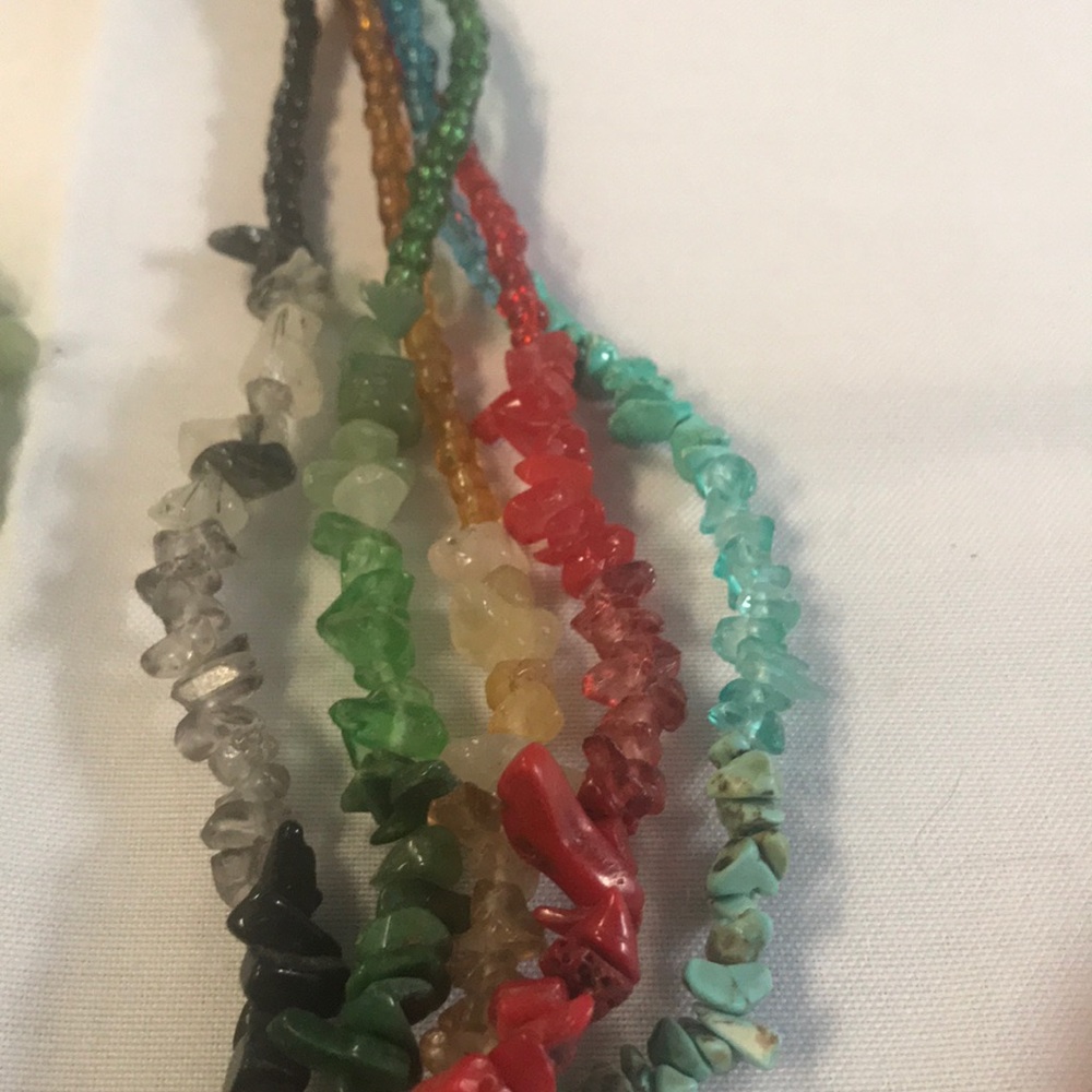 18” necklace with stones - Picture 6 of 6